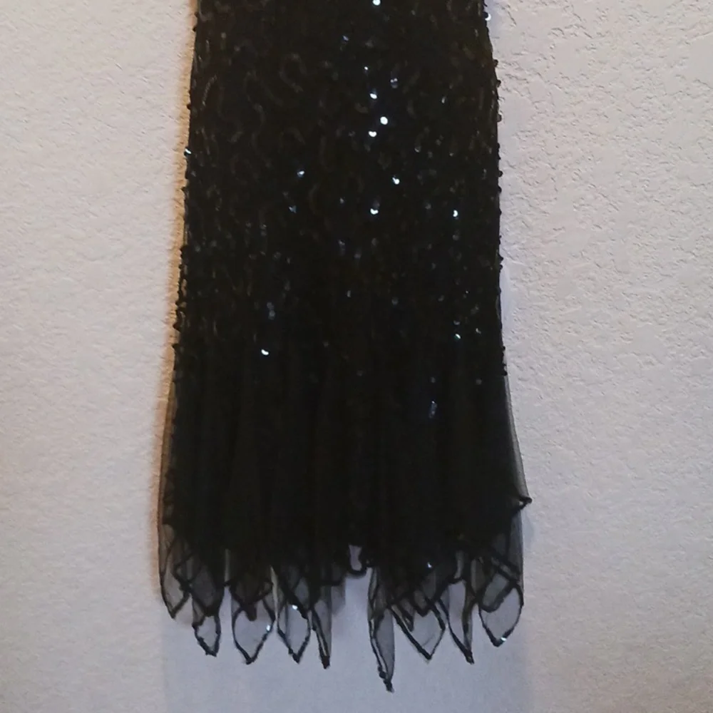 Vintage Betsy Johnson black cocktail dress - Picture 4 of 9